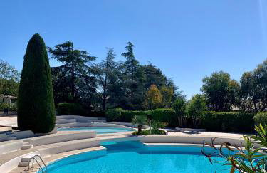 2 pièces, moderne et lumineux avec piscine en résidence privée - Photo 1