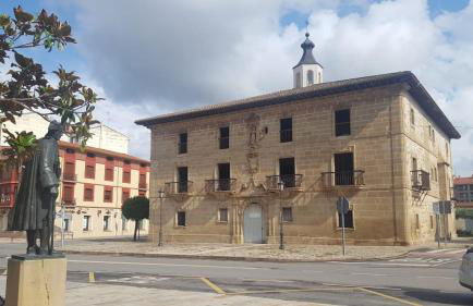 Apartamento ENTREVIÑAS en el corazón de La Rioja - Foto 23