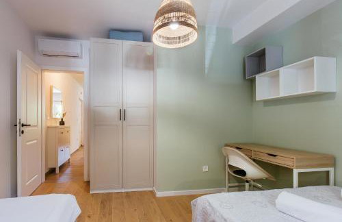 Peaceful Family Apartment with PRIVATE GARAGE Free Parking, Split - Foto 7