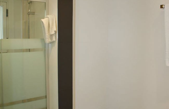 Apartamentos Senabre Palais - Photo 25