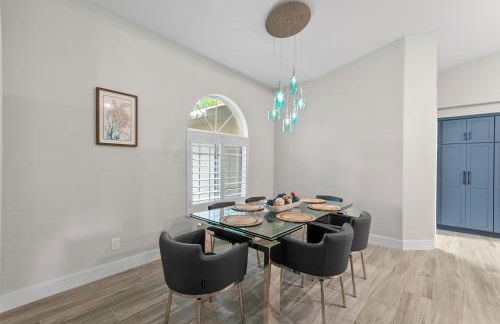 Modern Luxury Retreat in Naples - Photo 70