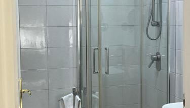 TopVaticanApartment - Foto 5, Shower