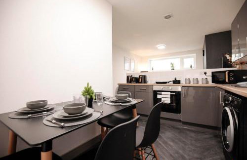 Bartlam Place, Sleeps 6, Central Oldham - By NMB Property - Foto 8