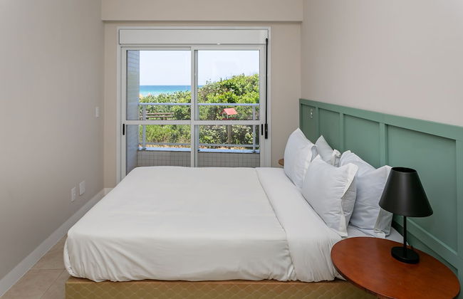 Aquarelle by Viva Prédio nos Ingleses pé-na-areia com piscina - Photo 14