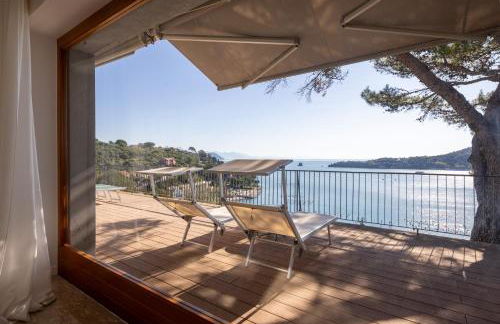 Modern and Elegant apartment with a spacious sea view terrace overlooking Palmaria Island Bright designer interiors Fully equipped Up to 6 guests Private parking Aircon All the comforts for a perfect stay - Foto 67