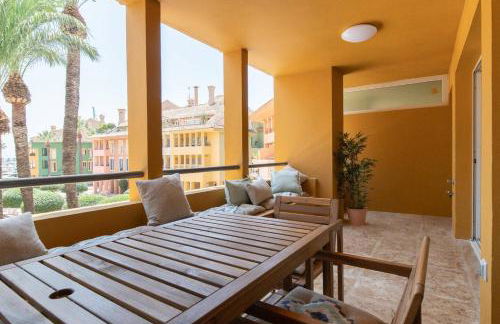 Puerto Sotogrande con vistas al mar - Foto 31