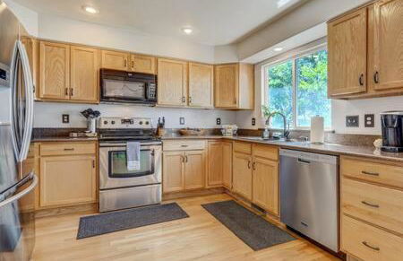 Whistler Hollow! Family Home, Bball Court, Firepit - Foto 7