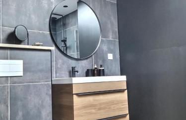 Bel appartement rdc détente Balnéo & Ciné & Terrasse proche Centre Gare Amiens - Foto 16