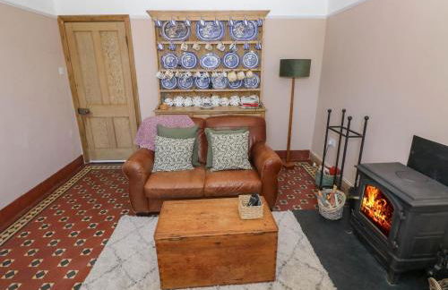 Llanwern Farm - Photo 7