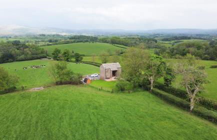 Owls Nook Barn, Luxury Barn with Hot Tub & Sauna - Foto 2