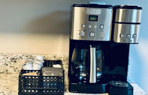 Stylish 3BR with Patio Walk to State Capitol - Foto 22