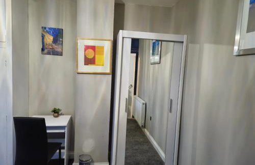 Clifton House, For Holidays, Contractors, Relocation, Work, Etc, Free Parking and Wifi - Foto 36