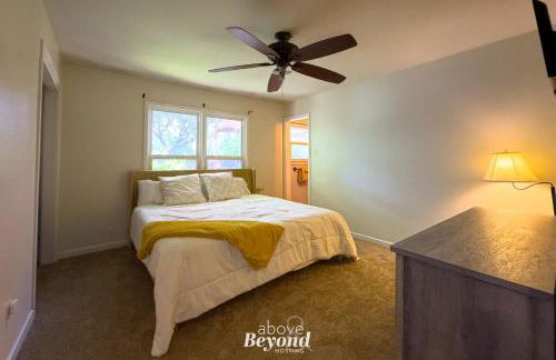 The Updated Aviator - Minutes to Everything Wichita Falls, TX - Foto 14