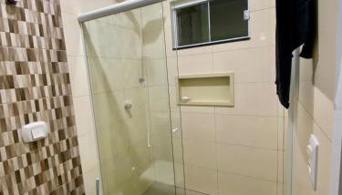 Conforto e ótima localização- 6 hóspedes - Foto 2