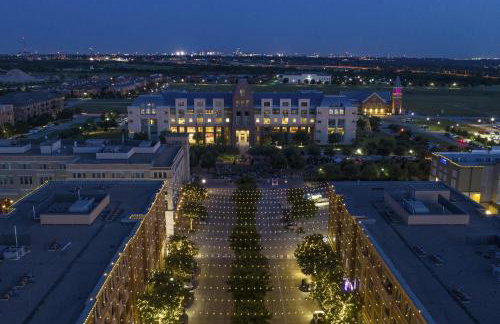 Brightshaven CoolSprings, Modern 1Bed with EV Parking in Frisco - Foto 25