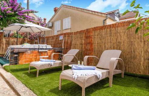 3 Bedroom Cozy Apartment In Cavtat - Foto 13