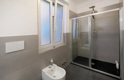 Modern house in the center of Recco with Parking - Foto 11