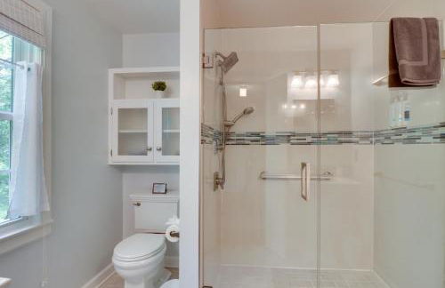 Rural and Spacious Virginia Home on about 2 Acres! - Foto 26