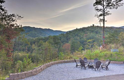 Family Holiday Retreat! Mtn-View Blue Ridge Home - Foto 36