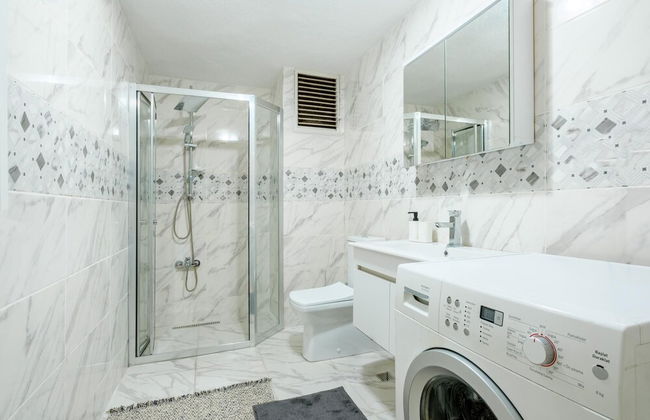 Vibrant Duplex With Terrace 2 min to Cevahir Mall - Foto 15