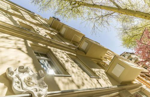 Hochwertige Altbauwohnung im modernen Stil in Wiesbaden - Küche - Terrasse - WLAN - Zentral - Foto 29