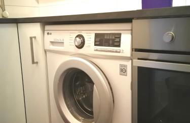 Central-Apt at Lake, CityCenter 5min, Fair 18min!!! - Foto 14