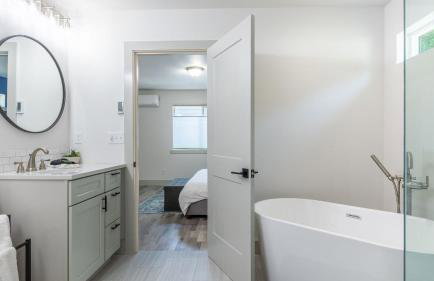 Twin Oaks Retreat by AvantStay Mins to Freeland - Foto 21