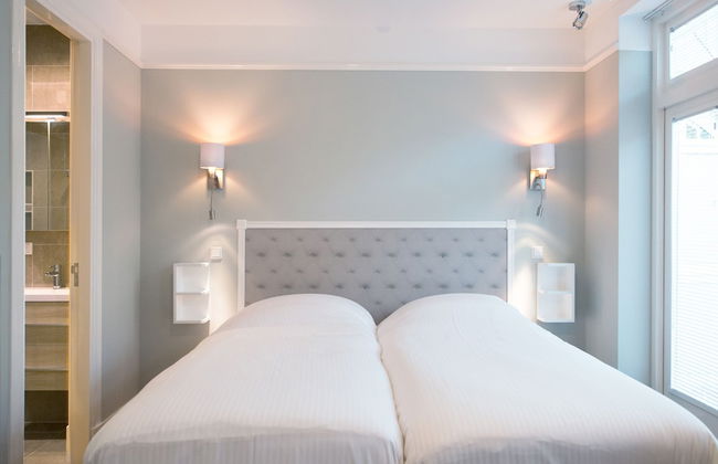 BizStay Park Central Executive - Photo 32