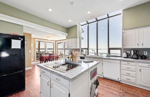 Beautiful Puget Sound Waterfront Villa - Foto 46