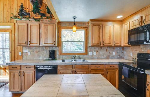 Private Wooded Escape with Scenic Decks in Jefferson - Foto 6