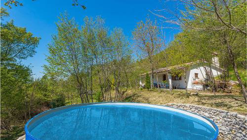 Two-Bedroom Holiday Home In Dolenja Vas - Foto 1
