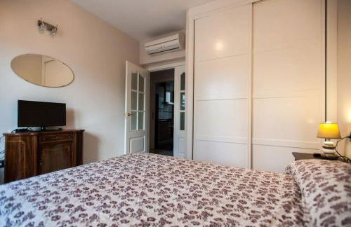 Amplio Piso en Nervión, Excelente zona de la ciudad. - Foto 6