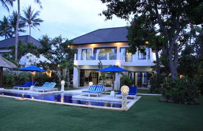 The Beach Front Villas - North Bali - Photo 19