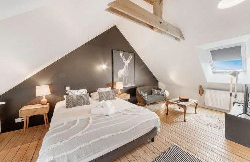 LE ROCHER- Belle maison de charme -Jardin/Parking - Photo 19