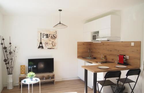 Terrasse, vue sur jardin arboré et place de parking - Foto 3