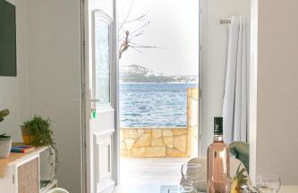 Mon Rêve, charmant cabanon les pieds dans l'eau à la Madrague, confortable et lumineux - Foto 6