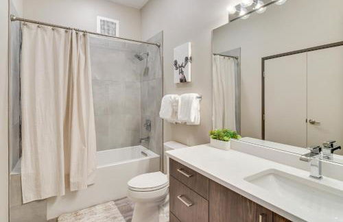 Ski-InandSki-Out! Winter Park Family Gem with Hot Tub - Foto 18