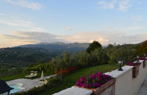 Villa Collebelvedere - Near Rome with Home Restaurant - Foto 51