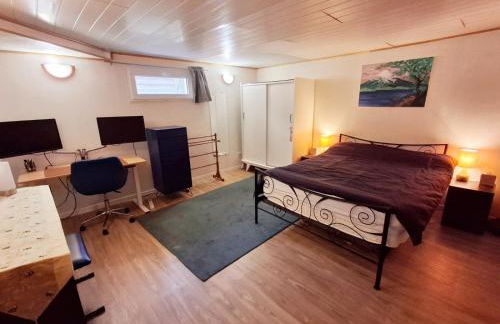 Private 1 bedroom flat with Garden Access in Le Pecq - Foto 4