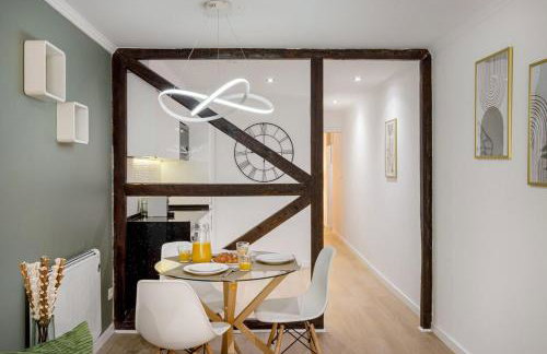 Alfama with Private Patio & Barbecue - Photo 3
