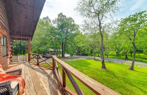 Lovely Gilbertsville Cabin with Patio, 4 Mi to Water - Foto 27