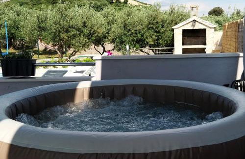 Holiday House M&A&K with swimming pool - Foto 12