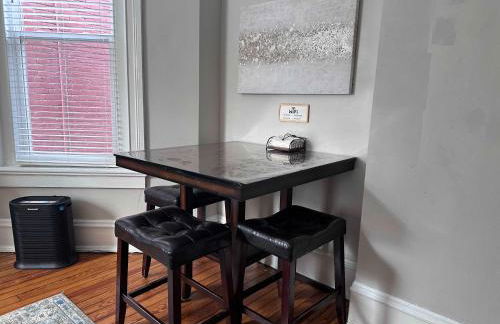 Urban Bloom King Bed 2TVs Free Parking Museums - Foto 22