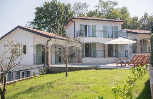 Awesome Home In Crklada With Wifi - Photo 12