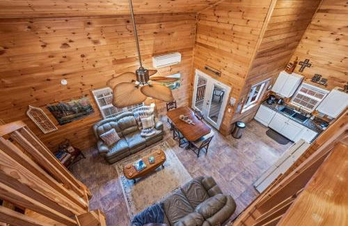 Peaceful Hideaway Treehouse near Little River Canyon - Foto 65