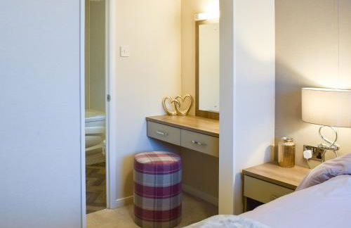 Riverside Lodge - Photo 14