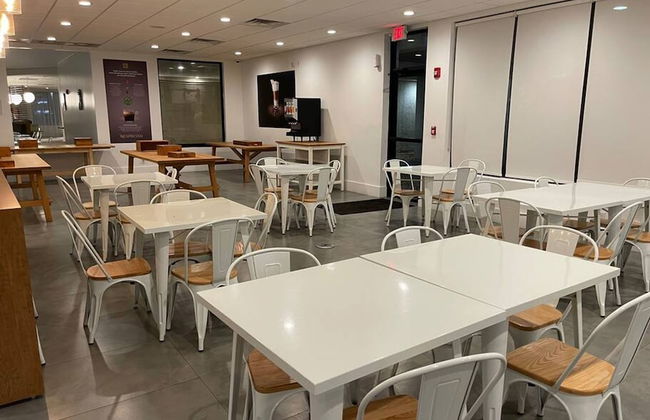 Cozy Hotel With Super Location Near Disney - Foto 9