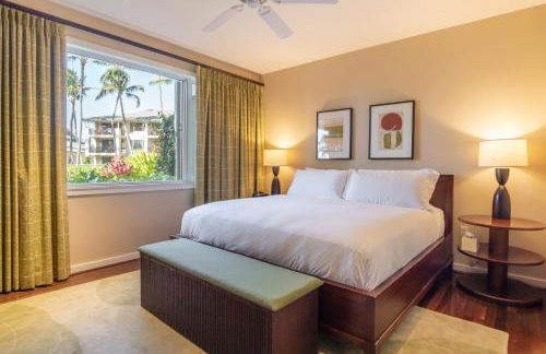 Glorious Beachfront High End Villa grass to sand - Photo 2