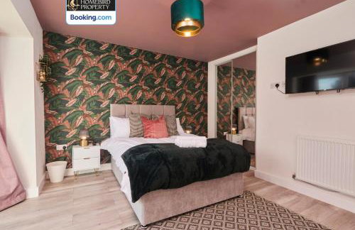 Spacious 4BDR House By Homebird Property Management Short Lets & Serviced Accommodation Leeds With Private Parking & Garden - Foto 5