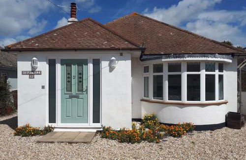 Modern Seaside House with Hot Tub - Foto 37